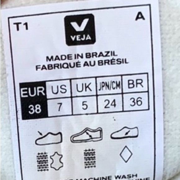 Veja White and Blue Casual Shoes - Picture 4 of 4